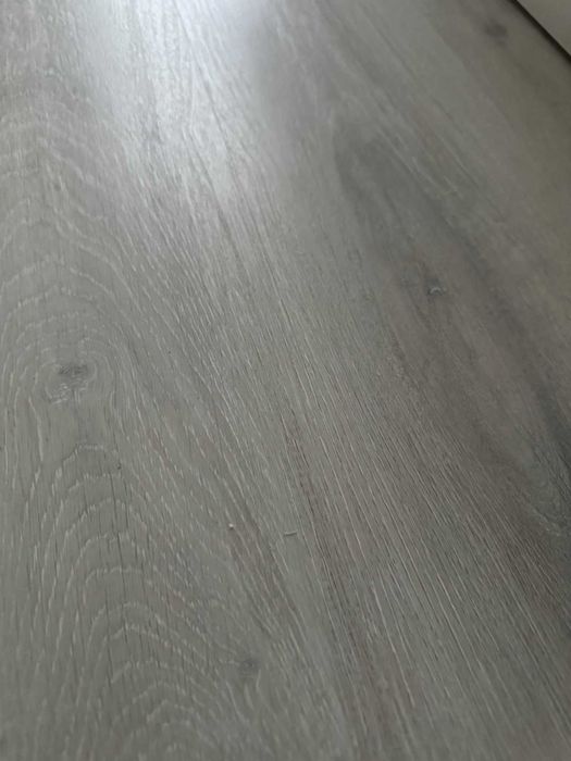 Parchet laminat Egger 8mm, 70mp + folie cadou