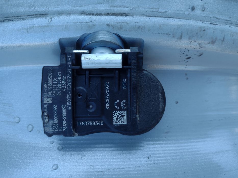 Почти нови Rial 18-5x114.3 ET45 8j Hyundai Santa Fe