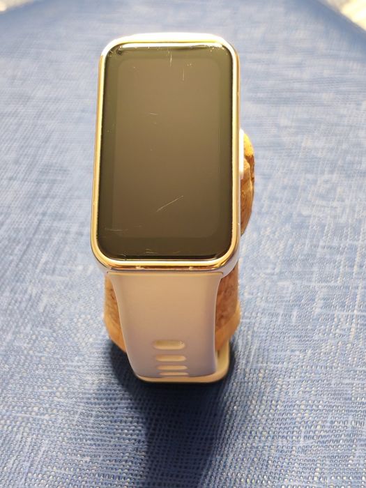 Huawei band 9 смарт часовник