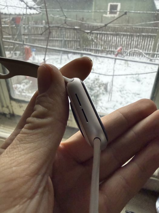 Apple watch SE 3 Gen 3 40 mm 100% baterie