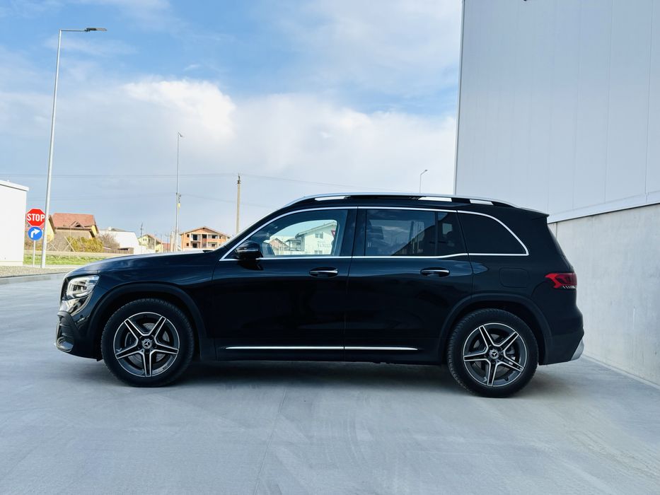Mercedes-Benz GLB 7 Locuri pachet AMG INT EXTERIOR An2023 pe final