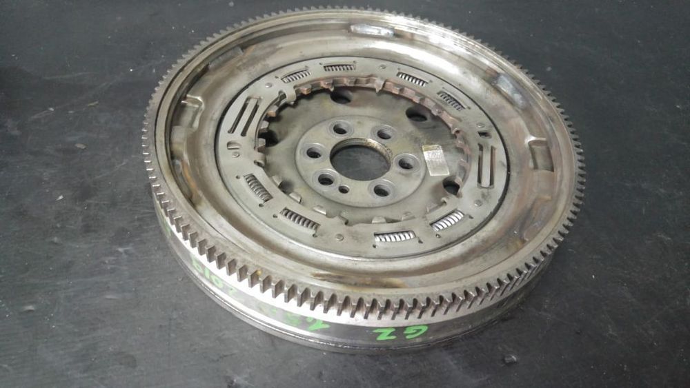 volanta masa simpla 1.5 b dhf vw golf 7 04e105266k