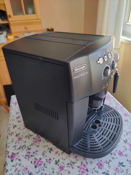 Delonghi magnifica  Esam 4000 B ex:1