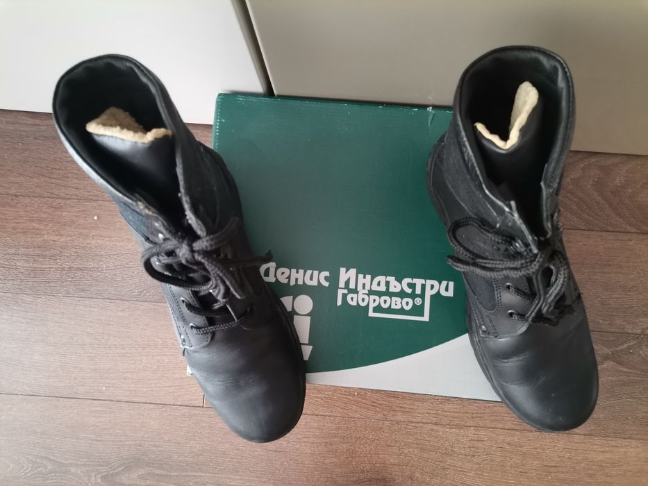 Кожени обувки ( кубинки )