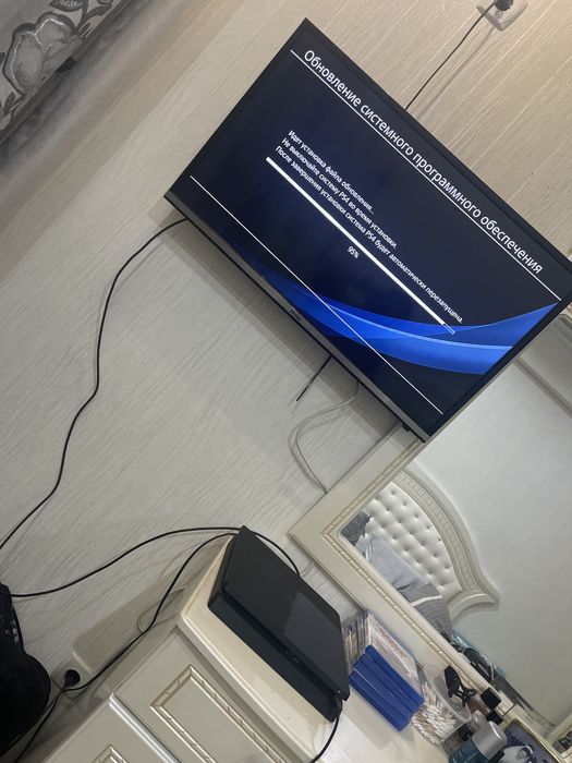 Продается Play Station SONY 4