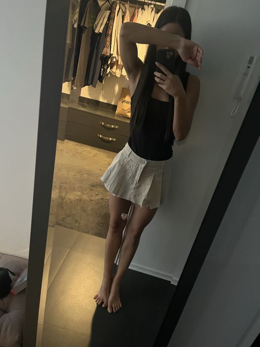 Бежова пола-панталон