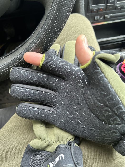 Ръкавици за риболов Delphin