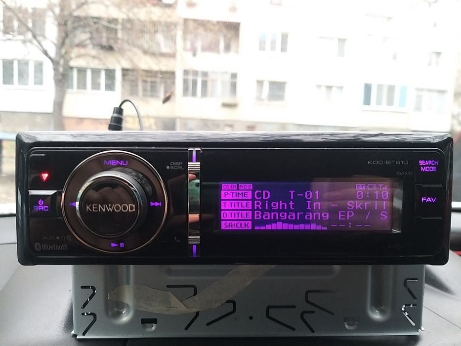 Авторадио Kenwood KDC-BT61U