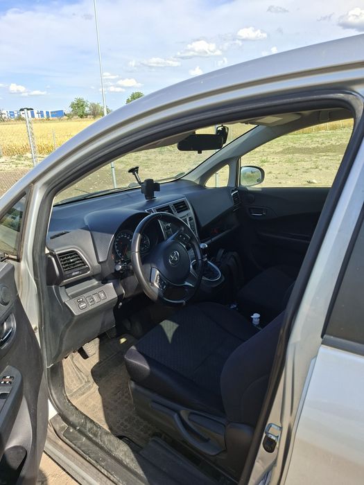 Toyota Verso S регистрирана