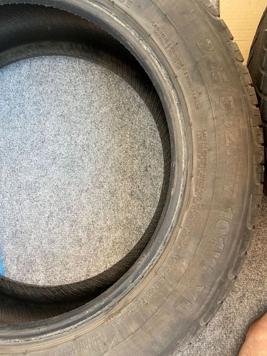 Продам резину лето 225/55/17