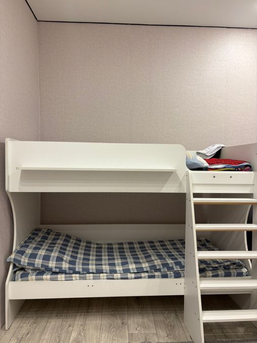 Продам кровать детскую