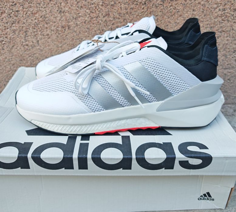 Adidas mărimea 46 boost