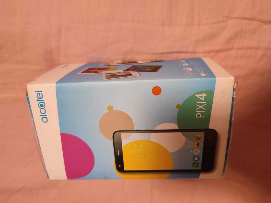 Продавам телефон Alcatel One Touch с оригинална опаковка