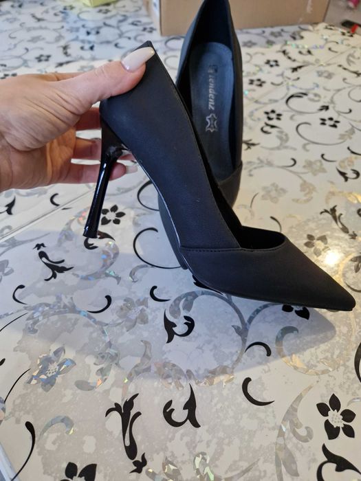 Дамски обувки Тенденз