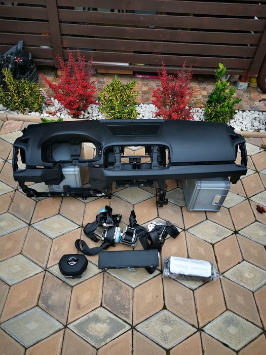 Kit airbag plansa bord centuri volan pasager skoda karoq