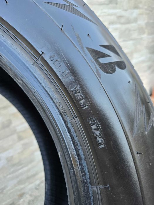 4 броя гуми Bridgestone Blizzak 235/65/17