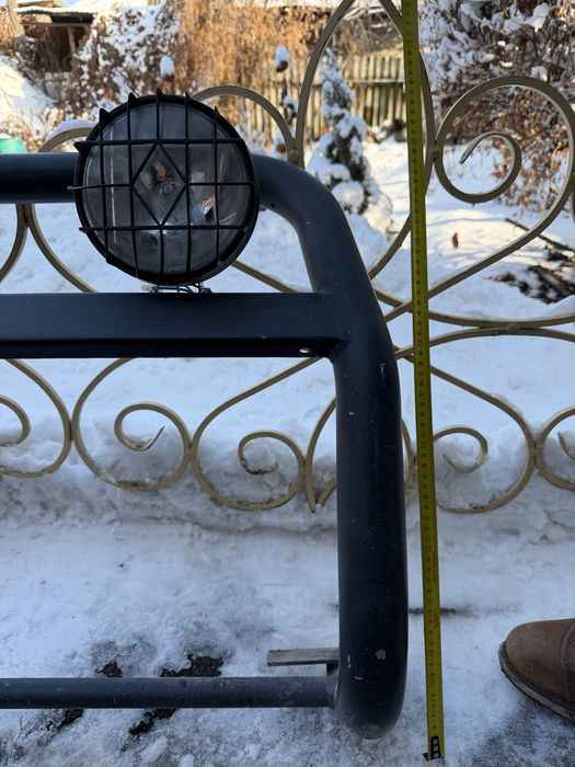 Кенгурятник с фарами.