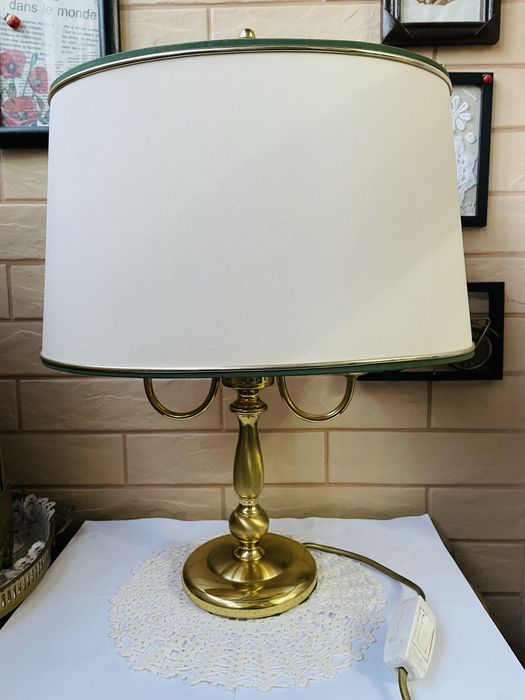 Красива двойна месингова лампа от Англия