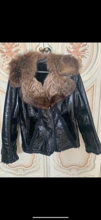 Продам куртку теплую