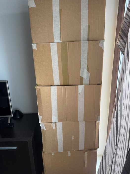LOT 250 TRICOURI POLO PREMIUM BĂRBAȚI –Noi, cu eticheta + 105 Bratari cadou