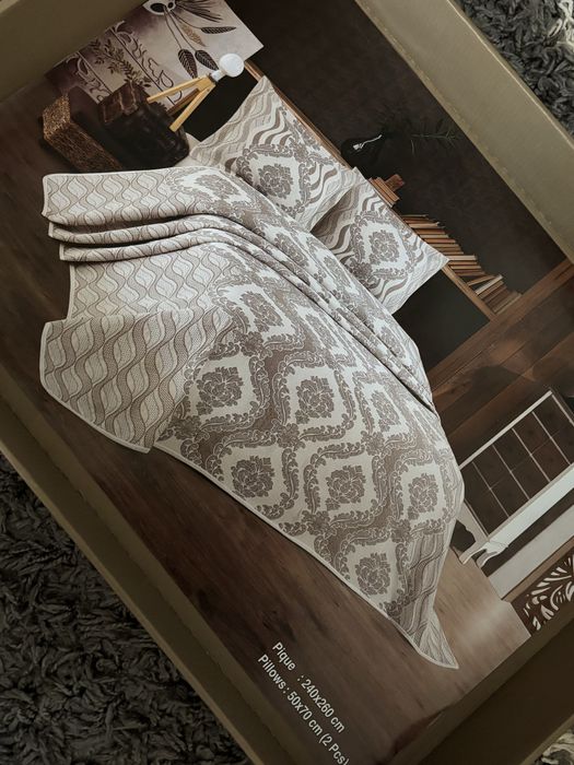 Cuvertură pat 240x260 cm