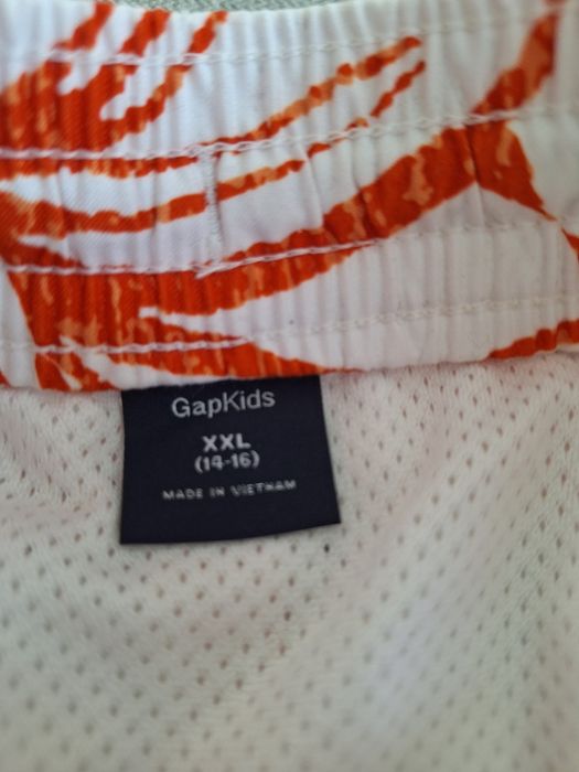 Плажни шорти GAP за момче 14-16 години