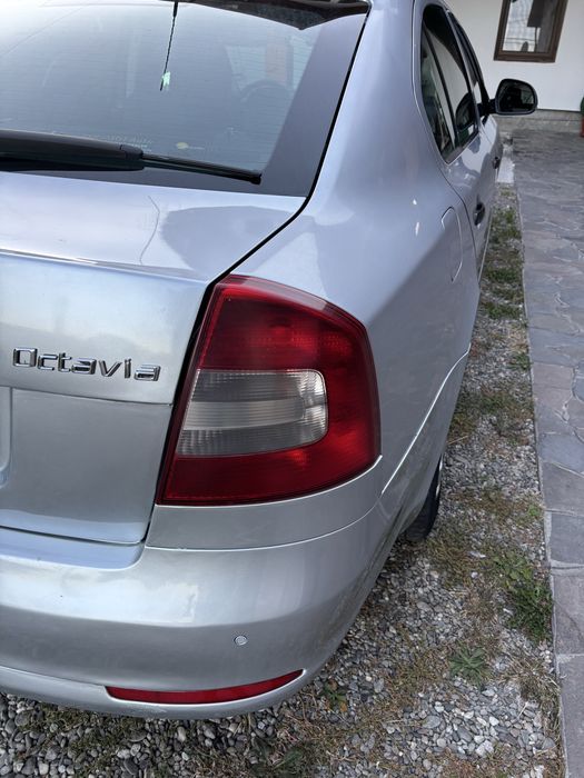Vând Skoda Octavia
