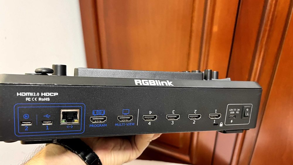 Switcher video RGBlink mini-edge – 4 HDMI, streaming profesional, nou