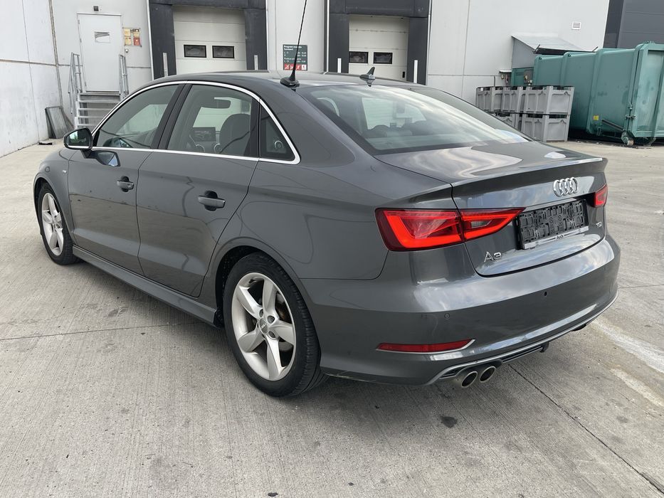 Vand/Schimb Audi A3 Limuzina Sline 2l 2016