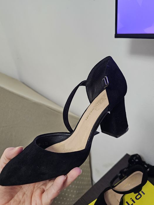 Продам туфли женские