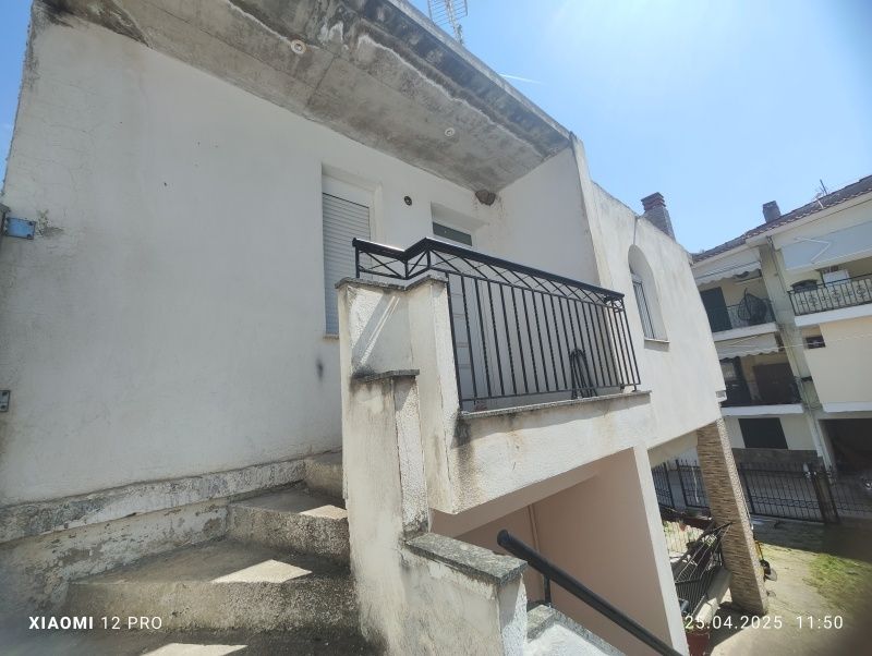 ПРОДАВА! Самостоятелна къща в Паралия Офринио