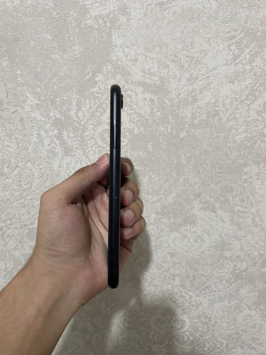 iPhone Xr 64GB 76% korobka document