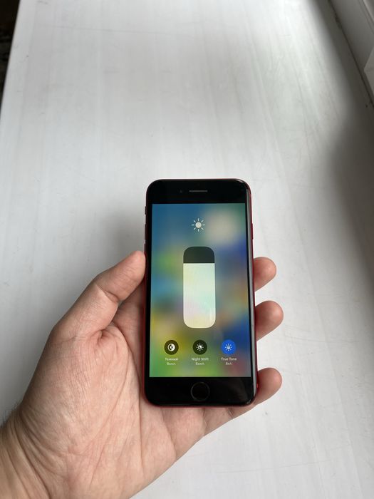 IPhone 8/64Gb - В идеальном состоянии