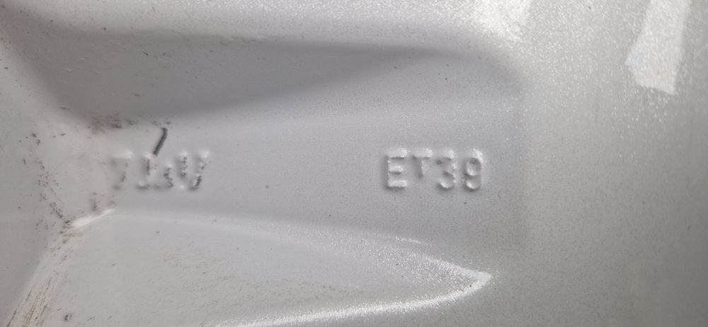 Vând jante R17 Opel Astra H/ Zafira B cu anvelope 225/45 R17