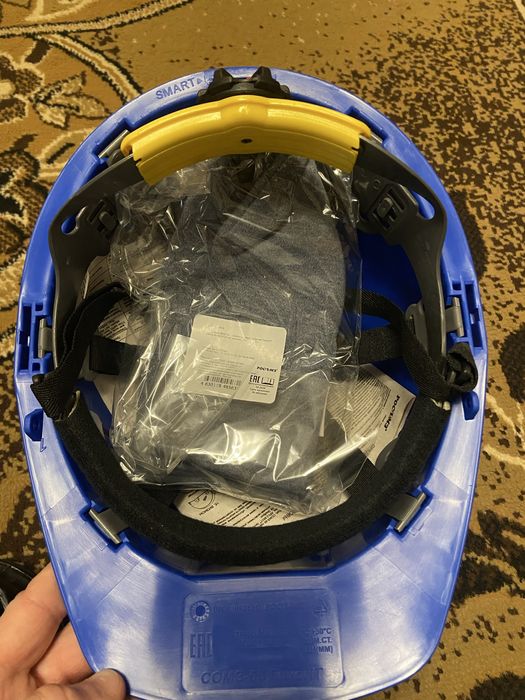 Продается зимняя спецодежда