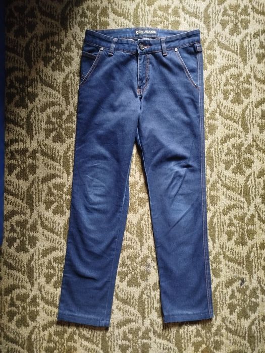 Мужские джинсы в отличном состоянии