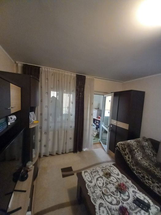 Garsoniera de vânzare Onești