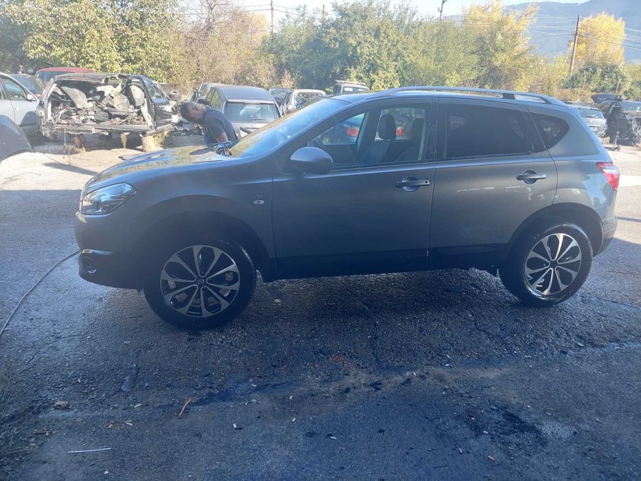 Nissan Qashqai 2.0dci , Нисан Кашкай 4х4 на части!
Октомври 2011
