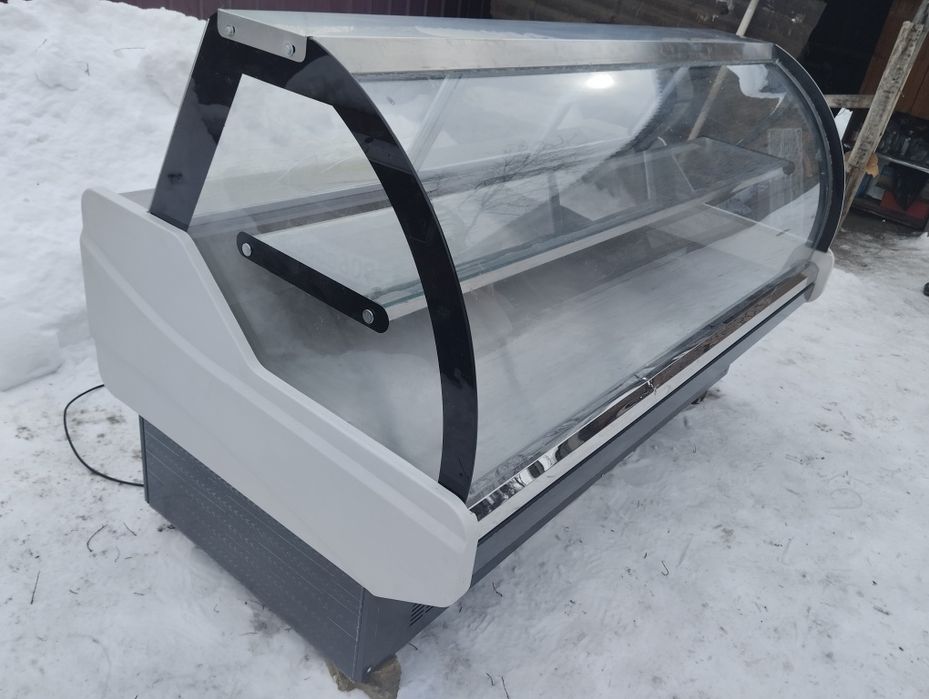 Холодильник витриный 2025