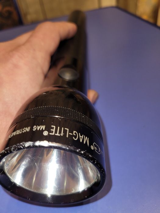 Фонарик MAG-LITE