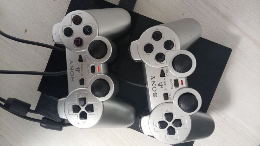 PS2 Slim SCPH-90004 + FMCB/OPL + 2 Joystick + Fleshka O‘qiydi