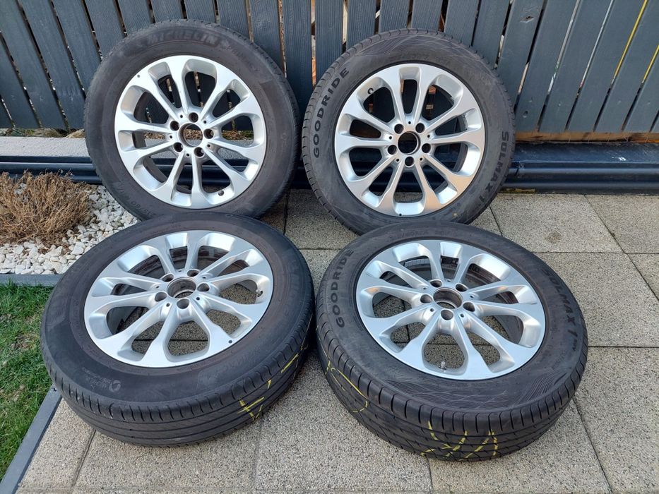 Jante aliaj Mercedes pe 17,5×112, cauciucuri de vara 215 60 17
