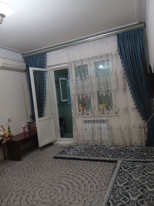 Uy sotiladi 2 honali 3 hona qilingan