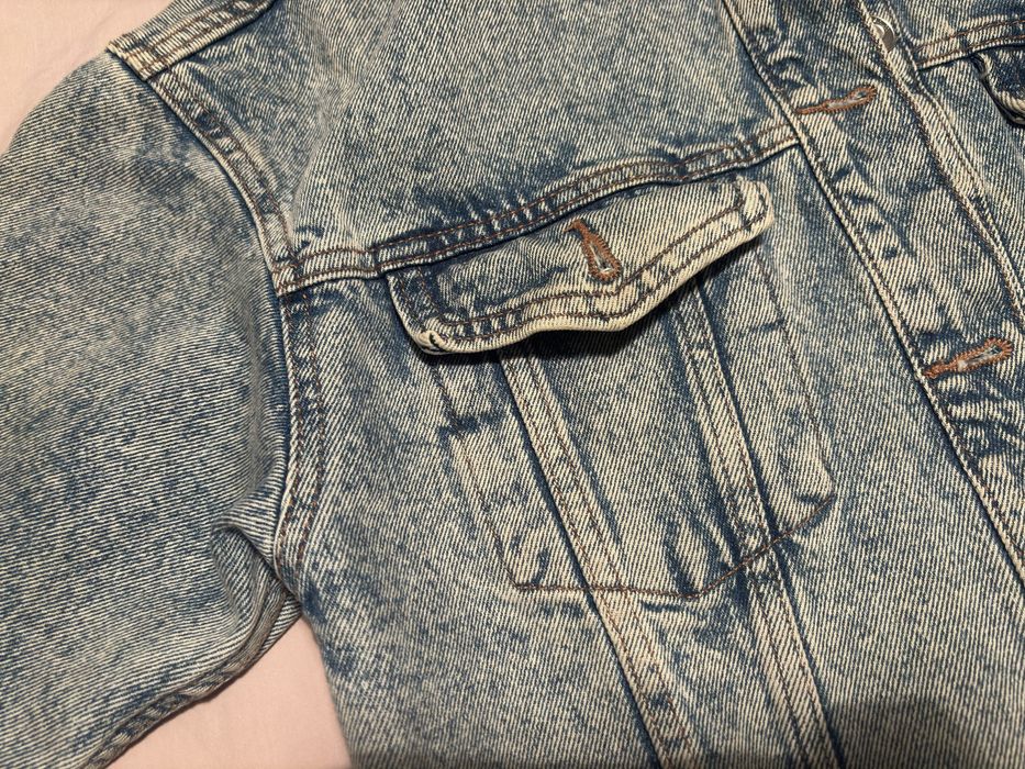 Голубая джинсовка Bershka