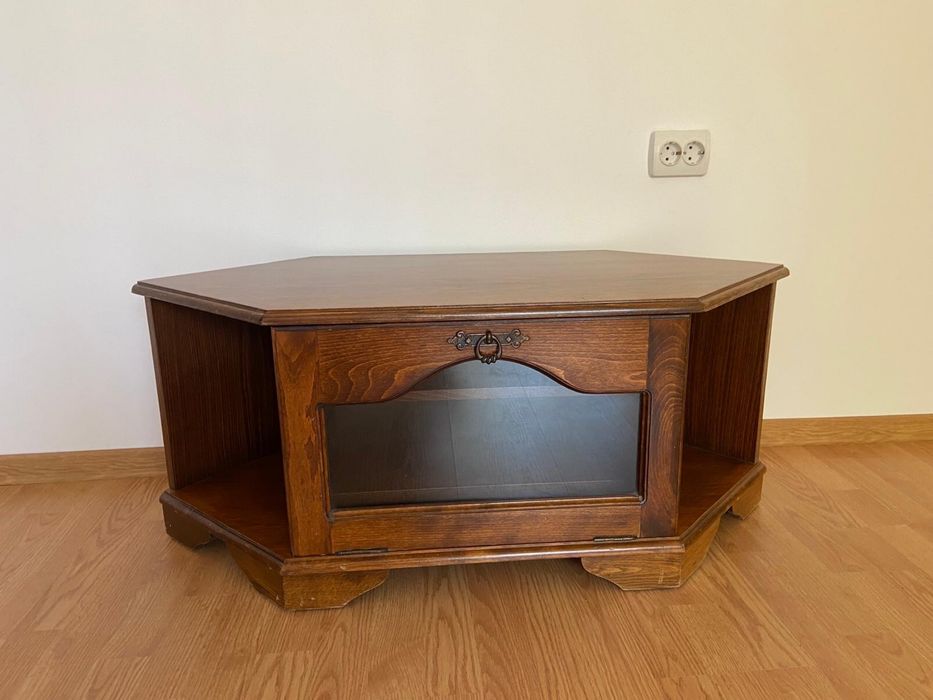 Comoda colt din lemn masiv