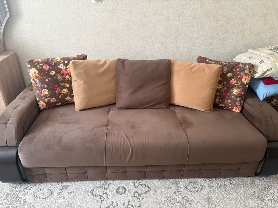 Продам диван - тахта