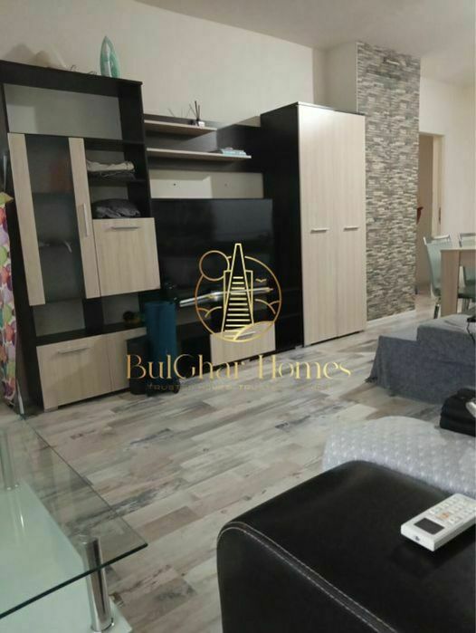 Дава се под наем Тристаен апартамент в Варна, Трошево - 64 кв.м за 648.21 € - Снимка #3