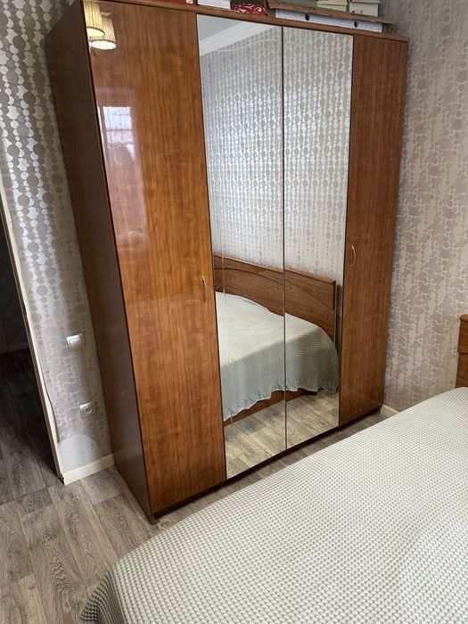 Продам кровать и шифоньер