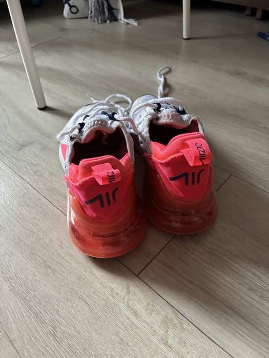 Кроссовки Nike airmax 270