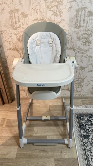 Продам детский столик для кормления